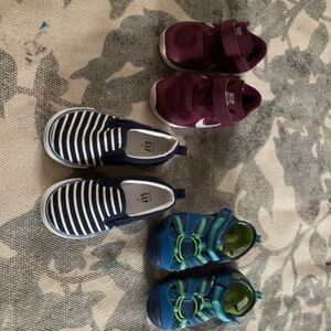 Nike gap stride rite kids sneakers water shoes